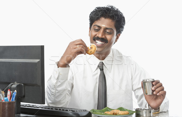 Zuiden indian zakenman werken kantoor voedsel Stockfoto © imagedb