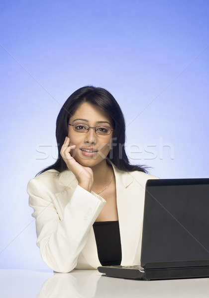 肖像 女性実業家 作業 ノートパソコン 女性 インターネット ストックフォト © imagedb