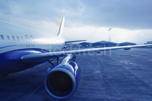 Avion aéroport new delhi Inde ciel bleu [[stock_photo]] © imagedb