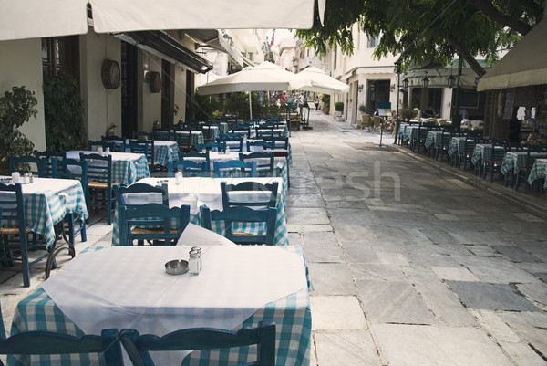 Stoelen trottoir cafe Athene Griekenland boom Stockfoto © imagedb