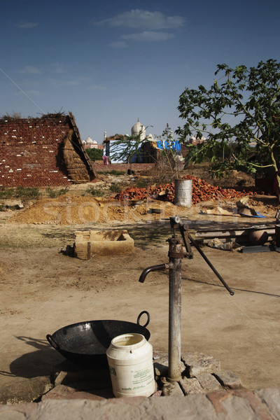 Su pompa mozole Tac Mahal fotoğrafçılık Hindistan Stok fotoğraf © imagedb