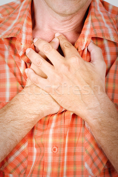 呼吸 兩 手 乳房 男子 心臟 商業照片 © imarin