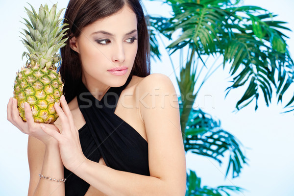 Mulher ananás palmeira menina biquíni Foto stock © imarin