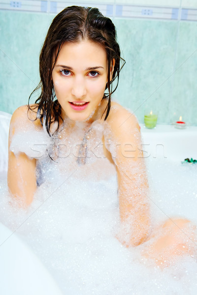 Donna godere vasca da bagno schiuma tutti Foto d'archivio © imarin