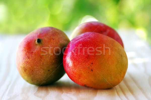 Foto stock: Três · frutas · tabela · fruto · tropical · sobremesa