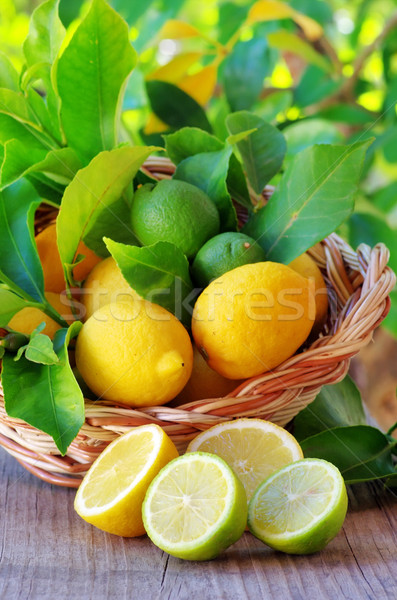 Fette maturo limoni tavola natura sfondo Foto d'archivio © inaquim