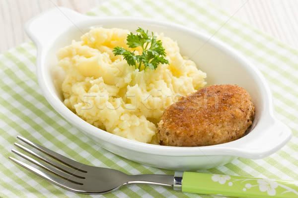 Krumpli fehér tányér reggeli hal forró Stock fotó © IngridsI
