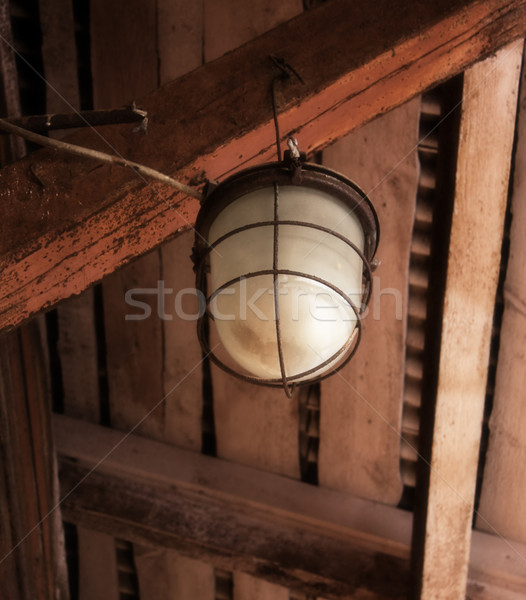 Alten industriellen Laterne Stadt Licht Kreuz Stock foto © inoj