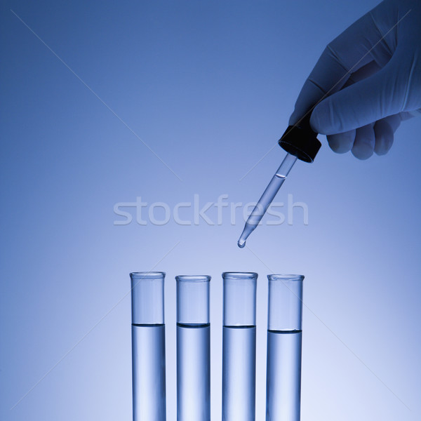 Hand halten Pipette Test Rohre Wissenschaft Stock foto © iofoto