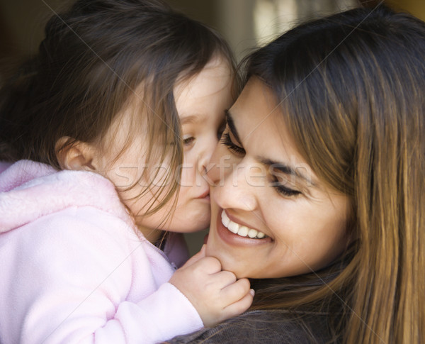 Madre figlia bacio guancia Foto d'archivio © iofoto