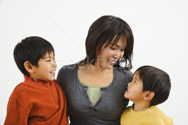 Asia familia madre dos sonriendo mujeres Foto stock © iofoto