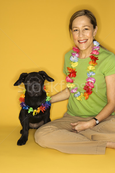 Nő kutyakölyök visel kaukázusi felnőtt női Stock fotó © iofoto
