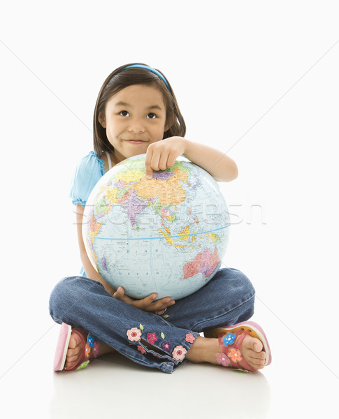 Dziewczyna świecie asian posiedzenia piętrze Zdjęcia stock © iofoto