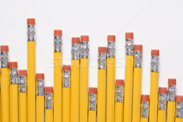 Rangée crayons inégale gomme affaires bureau Photo stock © iofoto
