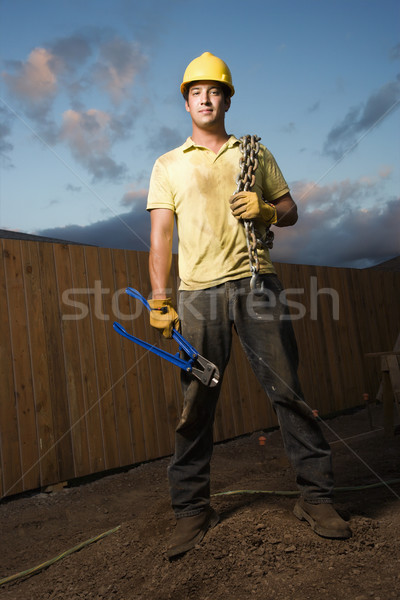 [[stock_photo]]: Travailleur · de · la · construction · chaîne · séduisant · Homme