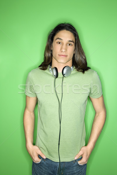 十幾歲的男孩 頭戴耳機 肖像 青少年 男孩 周圍 商業照片 © iofoto