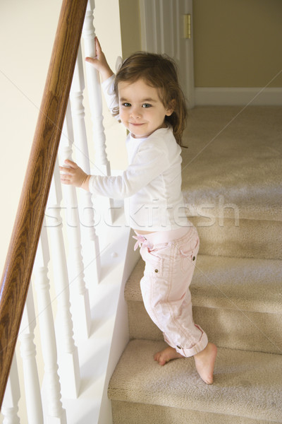 Stock foto: Mädchen · Kleinkind · stehen · Treppe · halten