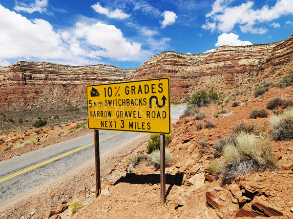Dik yol yol işareti uyarı Utah Stok fotoğraf © iofoto