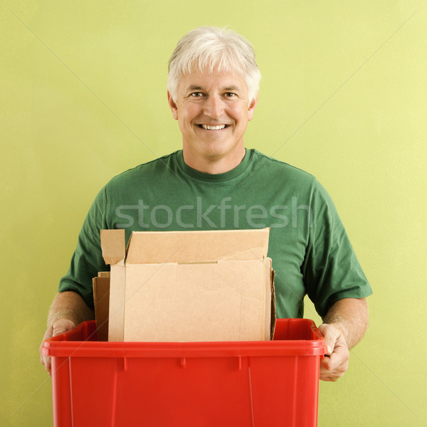 [[stock_photo]]: Homme · recyclage · portrait · souriant · adulte