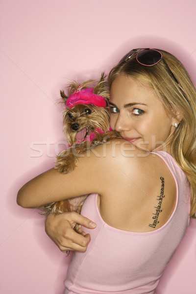Femeie yorkshire cadastru câine caucazian Imagine de stoc © iofoto