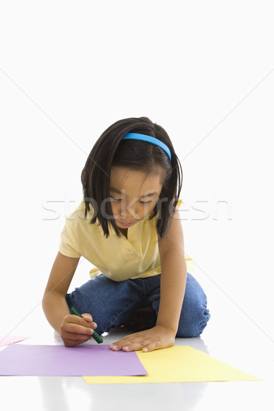 Dziewczyna asian posiedzenia piętrze zabawy portret Zdjęcia stock © iofoto