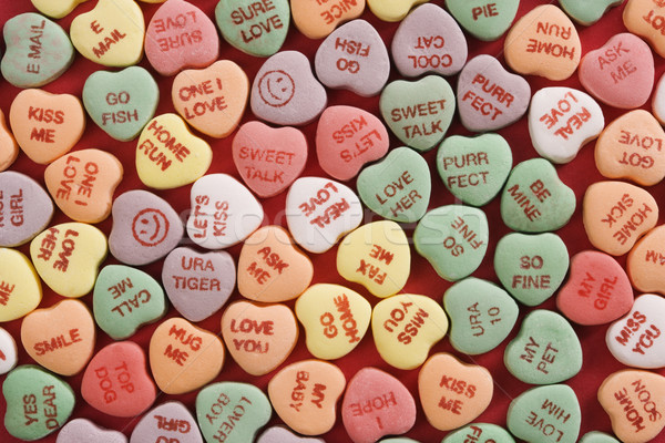 Cukorka szívek piros nagyobb csoport színes mondások Stock fotó © iofoto
