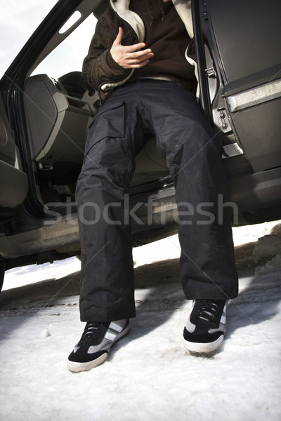 Teen posiedzenia samochodu mężczyzna nastolatek Zdjęcia stock © iofoto