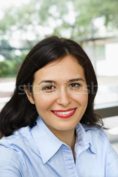 Ispanico donna sorridente attrattivo donna finestra sorrisi Foto d'archivio © iofoto