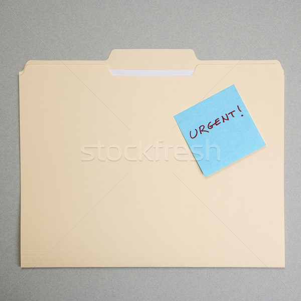 Urgente nota adhesiva carpeta adjunto lectura negocios Foto stock © iofoto