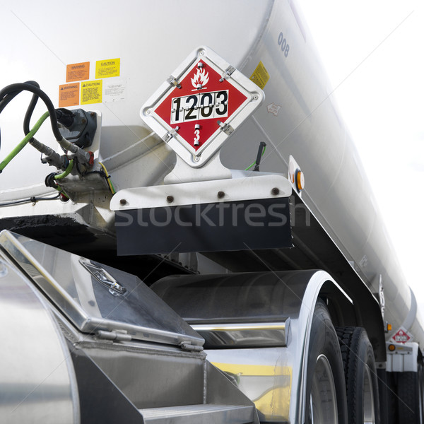 Kraftstoff LKW Tank brennbaren Warnzeichen zurück Stock foto © iofoto
