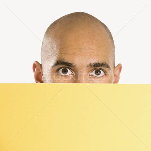 Geschäftsmann halten Mann gelb Stock foto © iofoto
