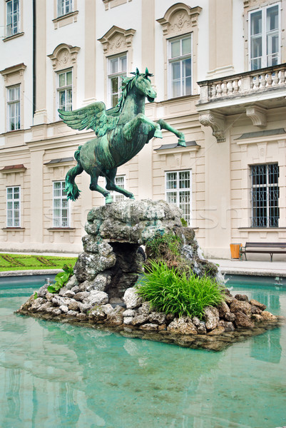 Escultura palacio naturaleza caballo viaje caminata Foto stock © Ionia