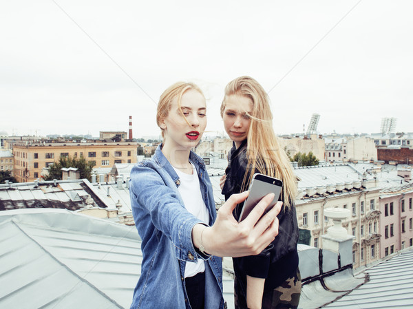 Foto stock: Dois · legal · loiro · real · meninas · amigos