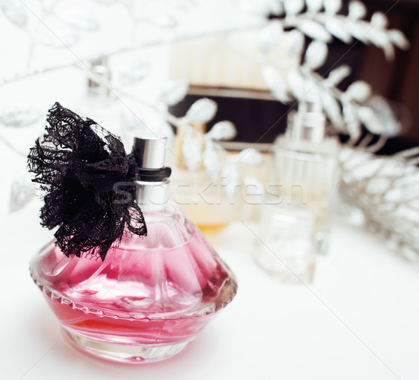 ékszerek asztal lány kicsi rendetlenség kozmetikai Stock fotó © iordani