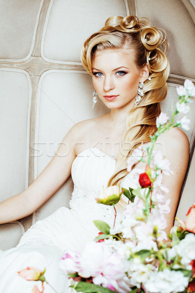 [[stock_photo]]: Beauté · jeunes · mariée · seuls · luxe · vintage