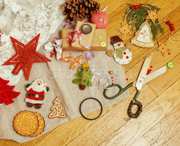 Stock foto: Weihnachten · Geschenke · mess · Spielzeug · Kerzen