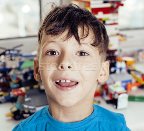 Mały cute chłopca gry lego Zdjęcia stock © iordani