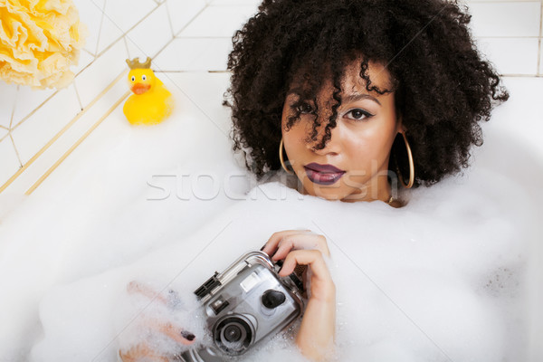 Giovani teen girl bagno schiuma indossare Foto d'archivio © iordani