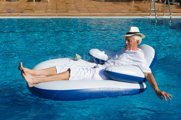 Stockfoto: Rijk · man · ontspannen · eigen · zwembad · reizen