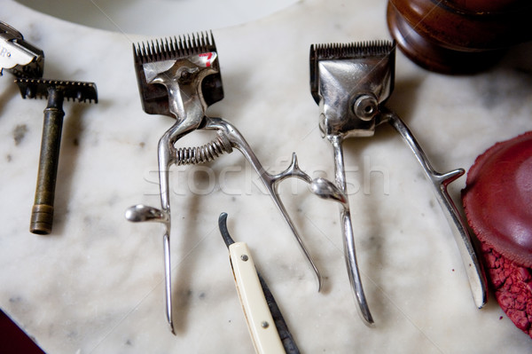 Vieux outils salon de coiffure métal cheveux commode [[stock_photo]] © ivonnewierink