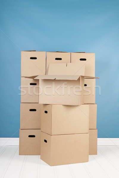 Removal house boxes Stock photo © ivonnewierink
