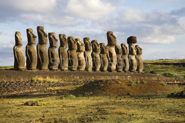 Easter Island steen park eiland geschiedenis magie Stockfoto © ivonnewierink