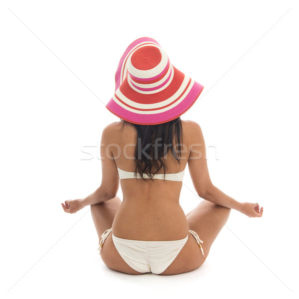 [[stock_photo]]: Femme · méditation · plage · mince · femme · noire · séance