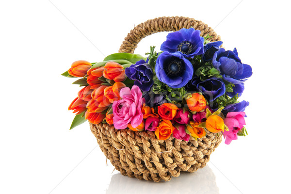 Foto stock: Cesta · colorido · flores · completo · tulipanes · mantequilla