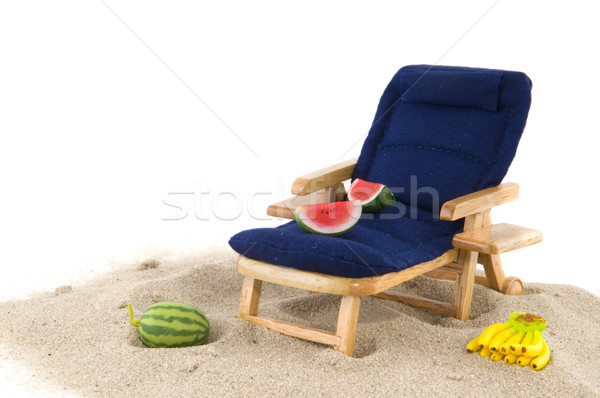 Trópusi vakáció tengerpart homok alszik dinnye Stock fotó © ivonnewierink