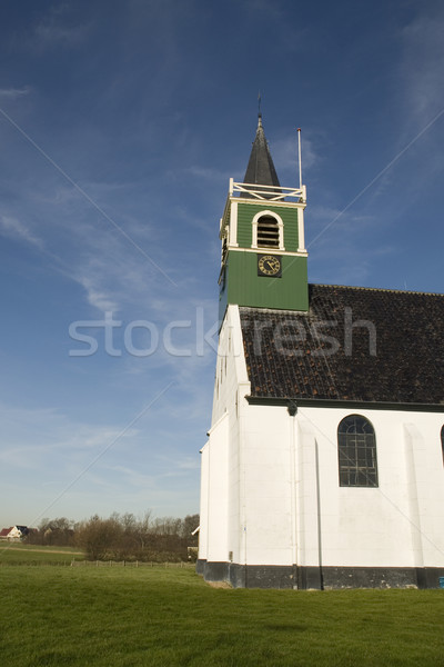 Pequeno branco igreja paisagem casa grama Foto stock © ivonnewierink