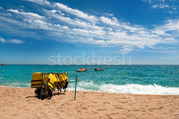 Nurkowania wyposażenie plaży żółty rack krajobraz Zdjęcia stock © ivonnewierink