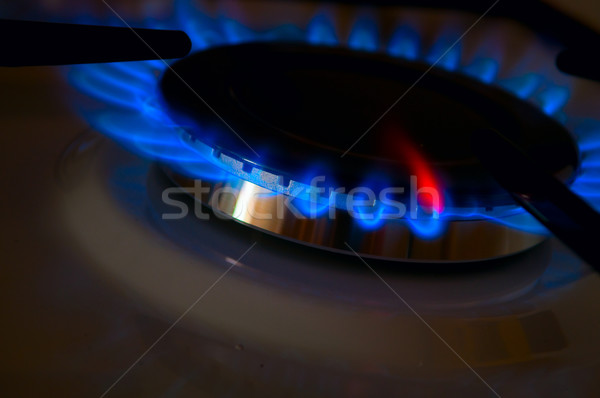 Bleu flammes gaz poêle sombre cuisine [[stock_photo]] © jamdesign
