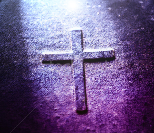 Holy bible Stock photo © janaka
