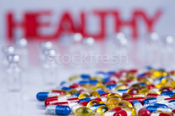 ストックフォト: 健康 · 錠剤 · カプセル · 医療 · 薬 · 白